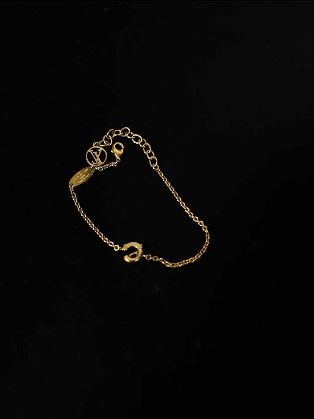 LV letter e bracelet